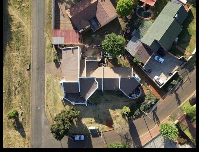 9 BEDROOM HOUSE FOR SALE IN KLOPPERPARK